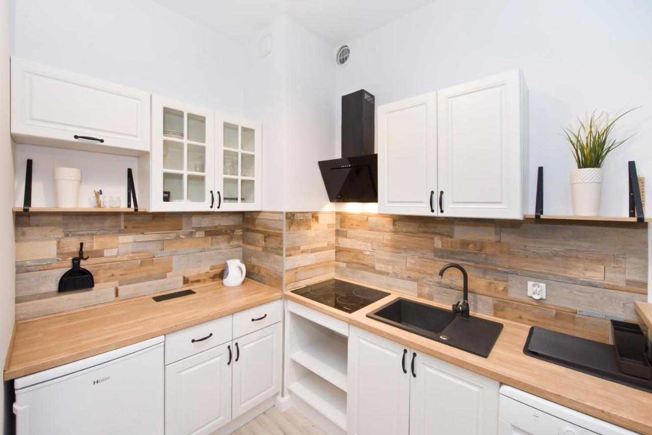 Yourapart Letnica Sea Side Apartment *