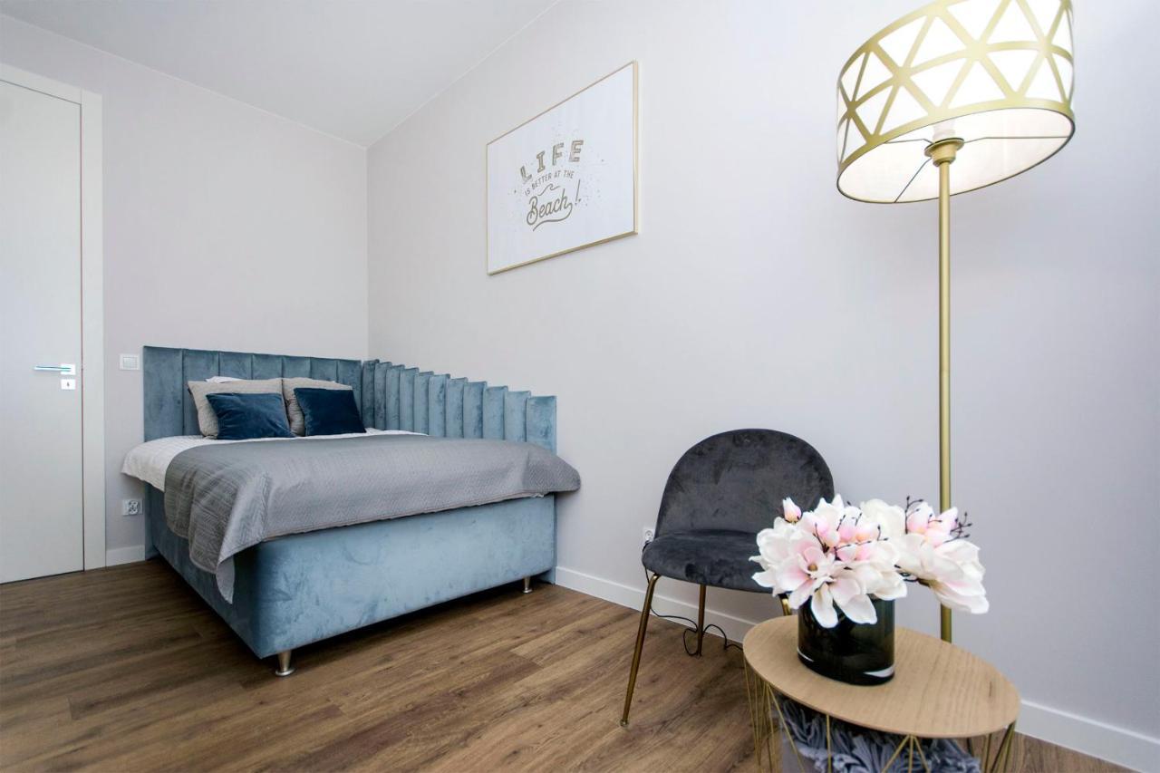 Apartment Blue Rentyear *