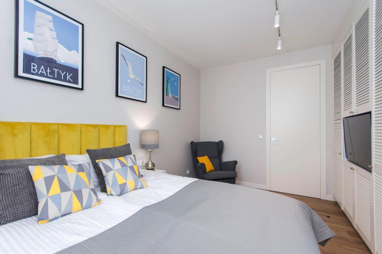 Apartment Yellow Rentyear *