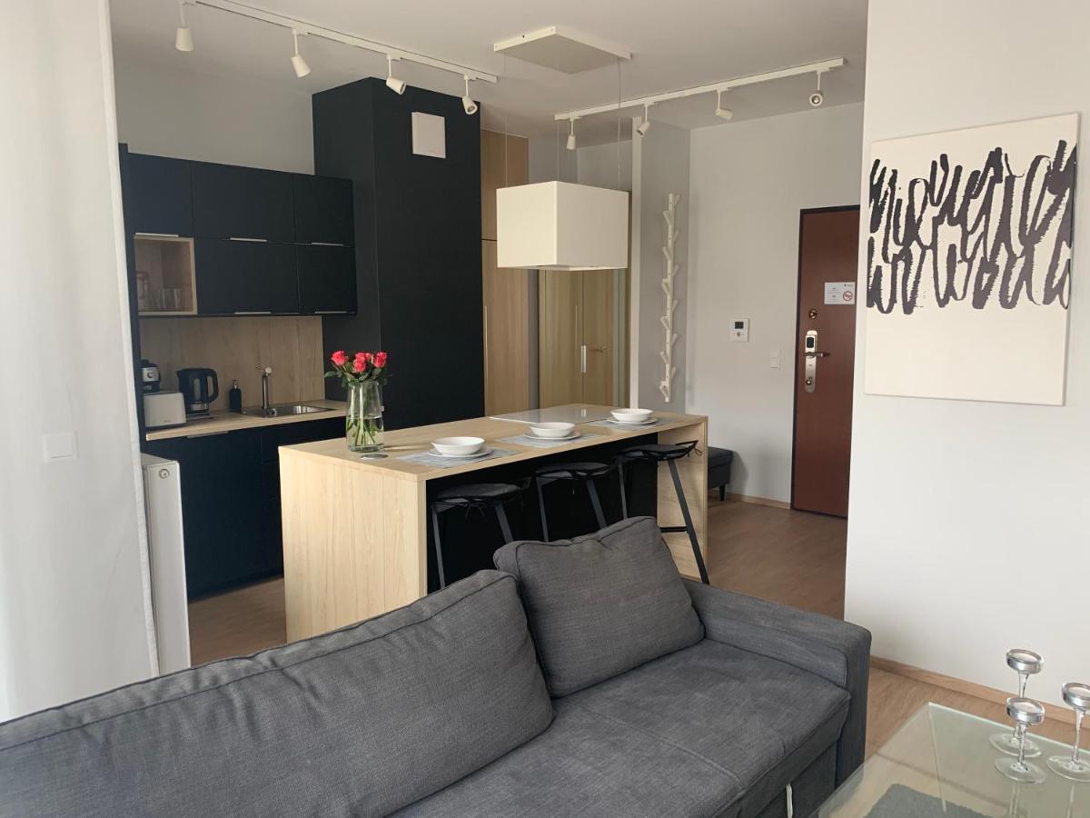 On The Moon Apartment