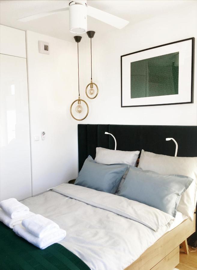 Apartment Z Garazem