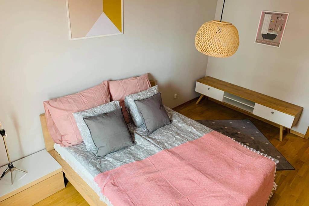 5th Floor Big Balkoon Near Park And Baltic Sea Nice View Privat Parking Place *