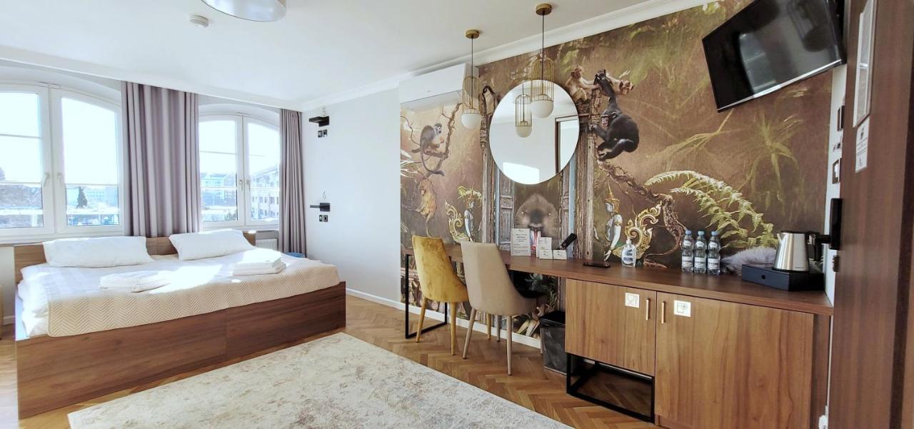 Forrest & Aparthotel *