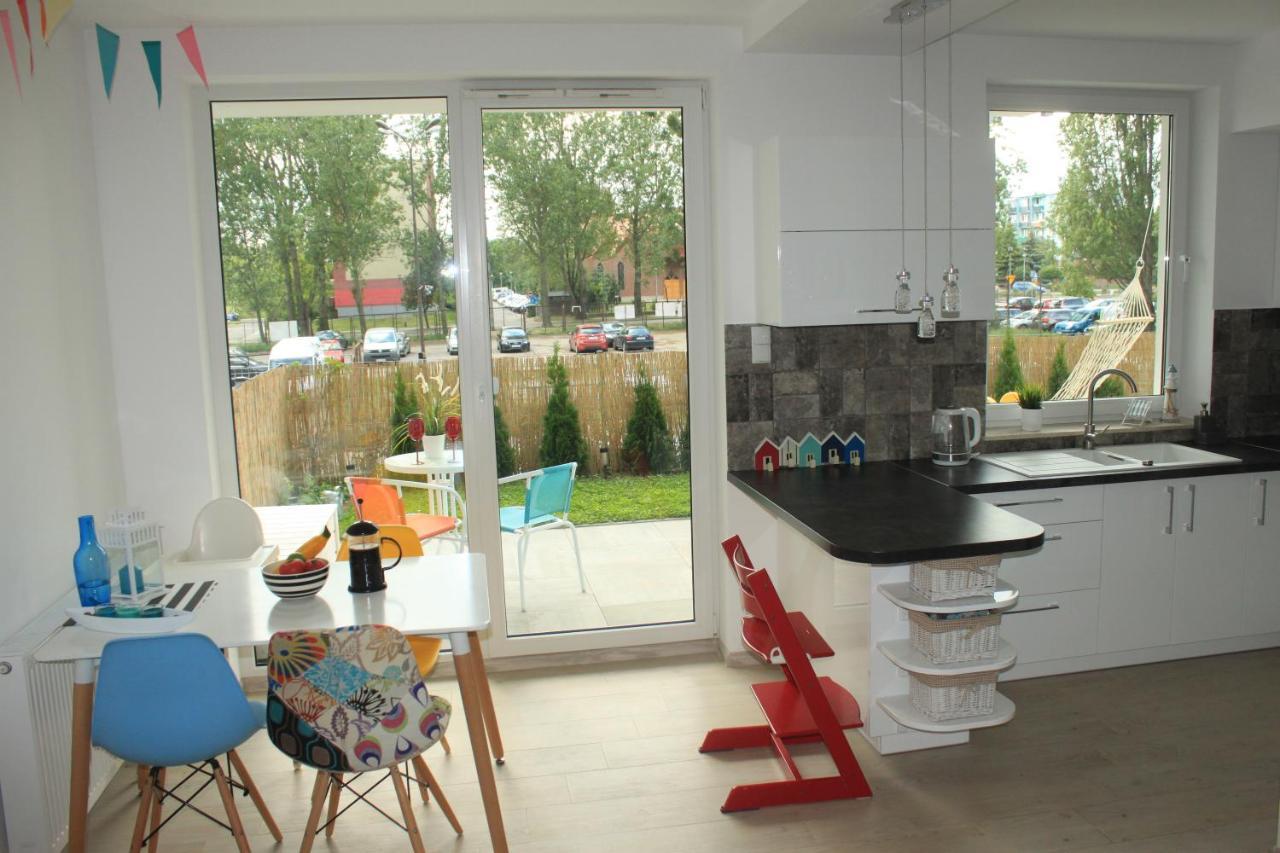 Apartment Sunny Sleeps 4 By The Beach With Garden Patio - Przymorze Gdansk
