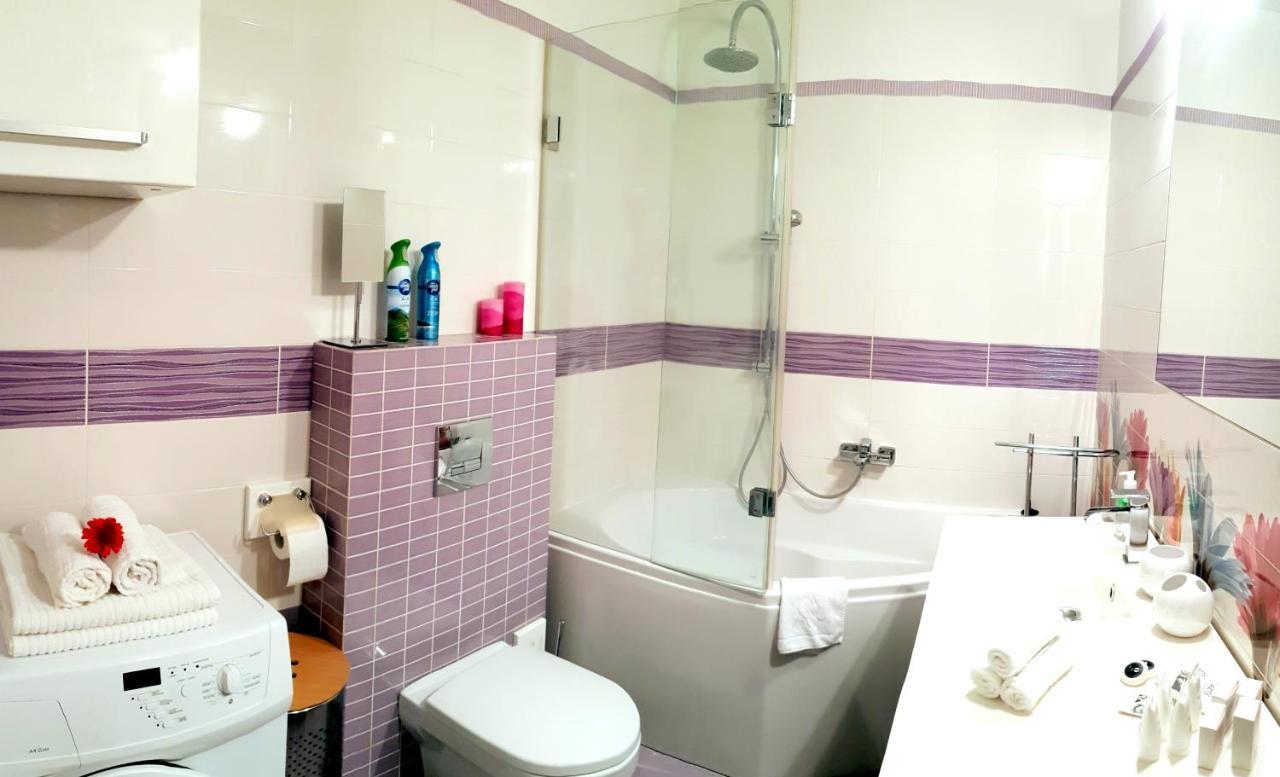 Huoneisto Apartament Ze Slonecznym Ogrodem *