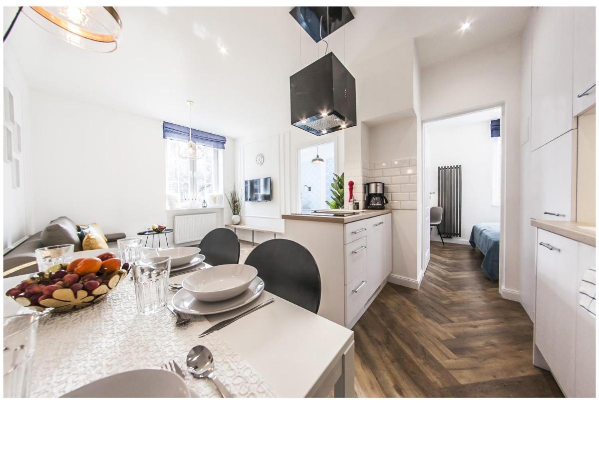 Apartment Family Luxury Gold & Playstation, 1-6, 2 Sypialnie I Salon, 100m Bazylika *