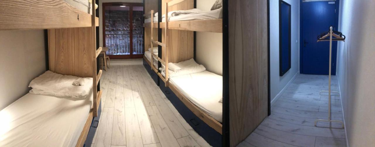 Waterlane Island Hostel&apartments