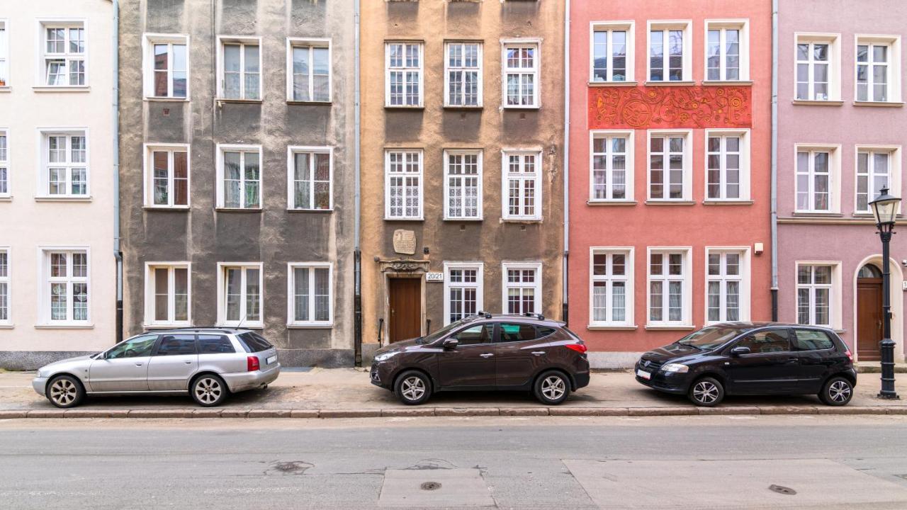 Maya's Flats & 19 & 20 - Ogarna *