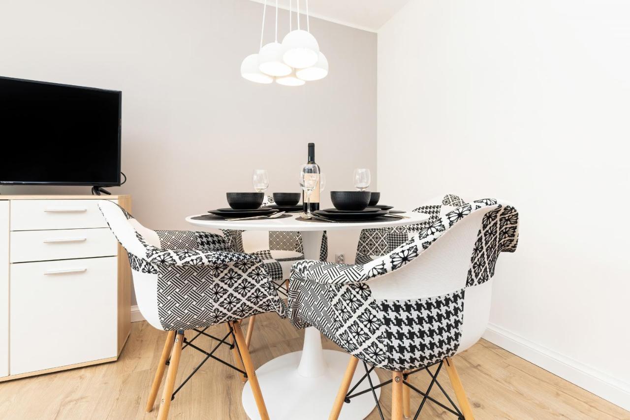 Apartament Amber Lägenhet *