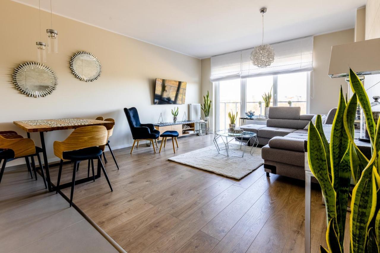 Hotel apartamentowy Symphony Baltica Towers 3*