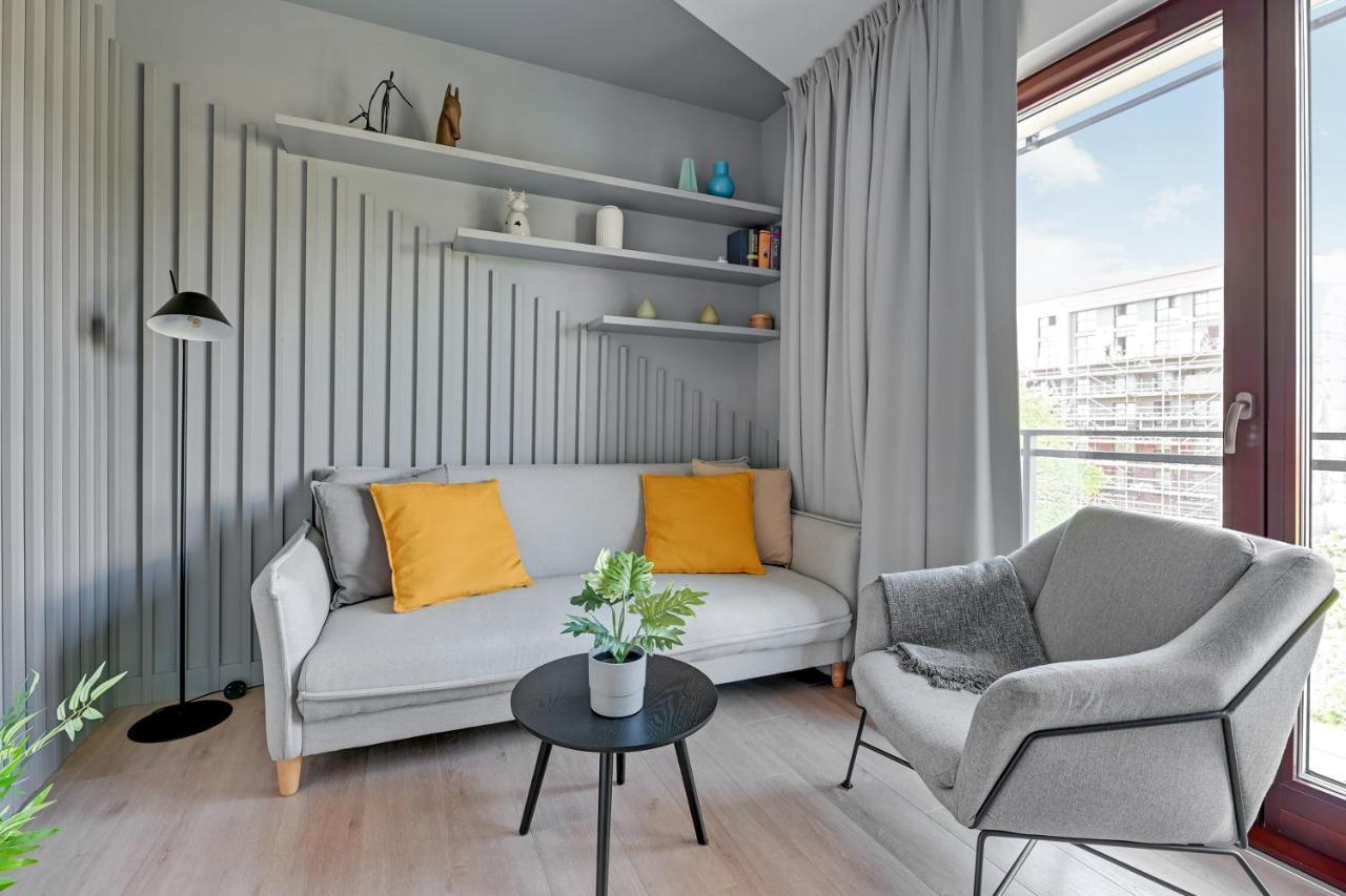 Aura Iii & Free Parking By Downtown