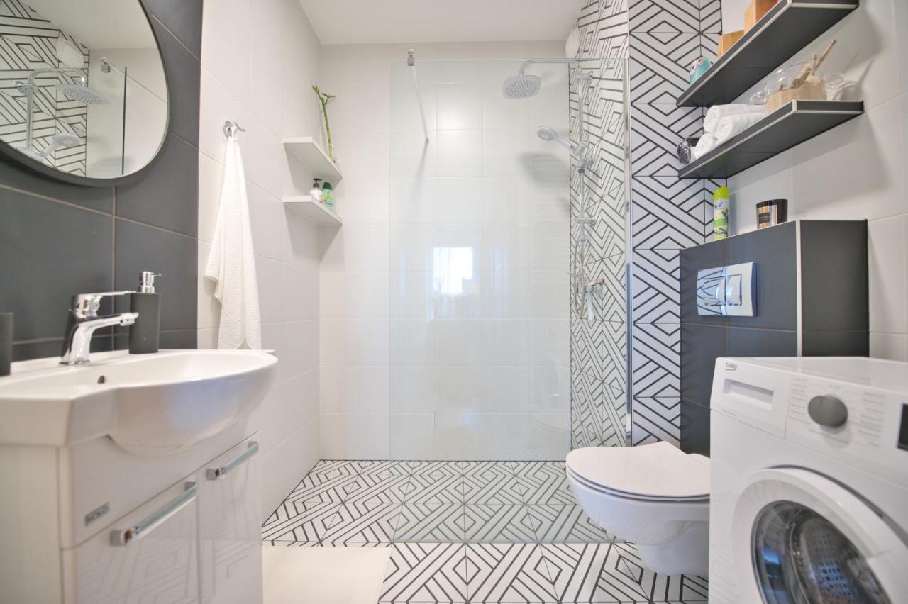 Apartament Miki-gdansk Wrzeszcz/brzezno-plaza 2 Km Leilighet *