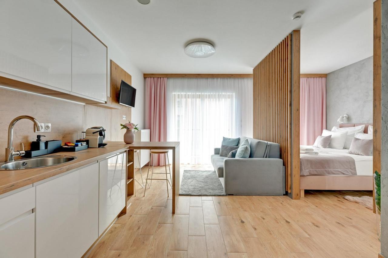 Nadmotlawie Riverside - Parking, Sauna & Gym By Downtown Apartment Gdansk