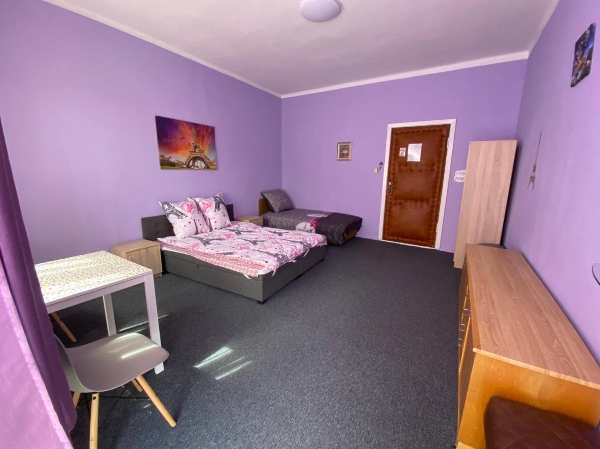Bon Voyage Apartment *