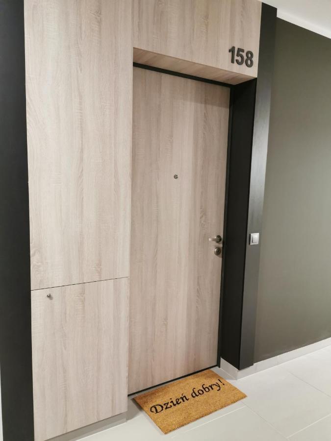 Przy Bursztynowym Stadionie Apartment *
