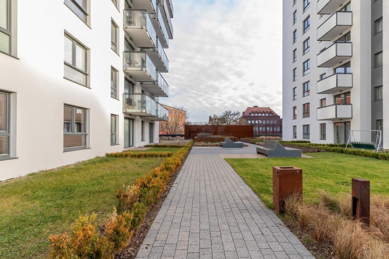 Two-bedroom Old Town Walowa By Renters Gdansk