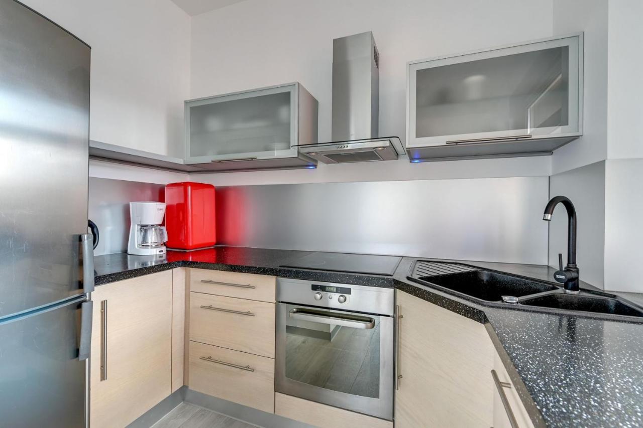 Apartment Grand Apartments - Neptun Park. *