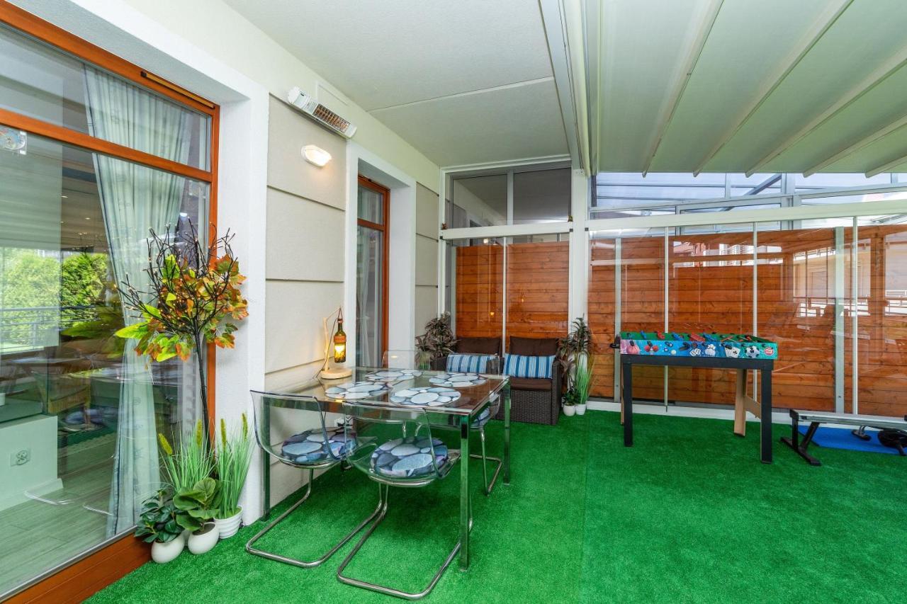 Apartment Luxury Yacht Z Tarasem - Neptun Park By Oneapartments