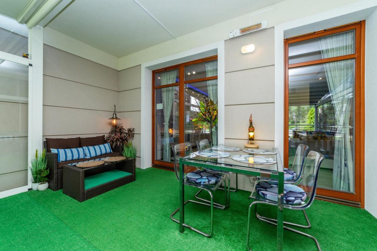Apartment Luxury Yacht Z Tarasem - Neptun Park By Oneapartments *