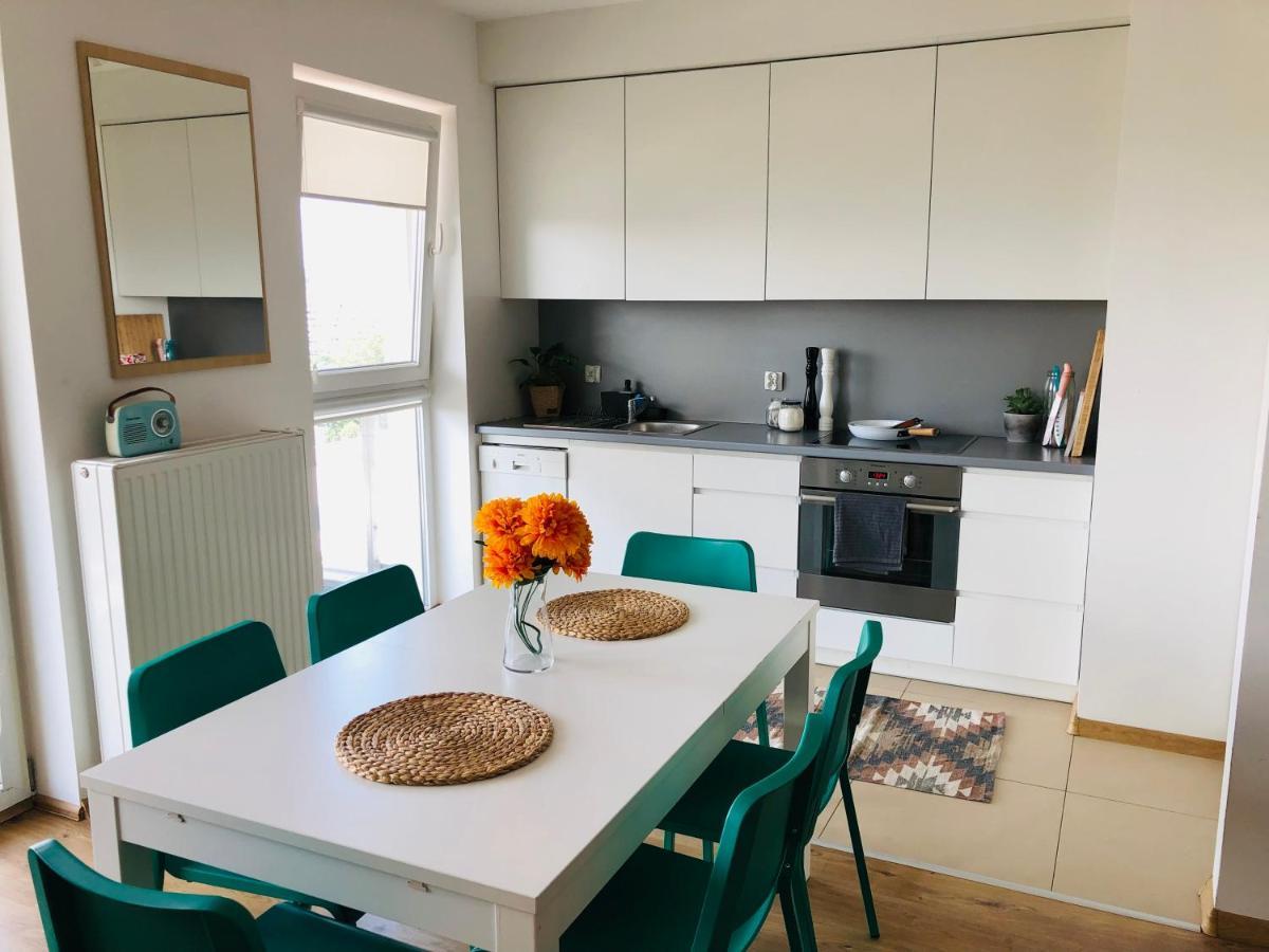 Apartment *14th Floor A Lot Of Sun - Near Baltic Baltic Sea And Reagaen Park - Big Balkoon - Nice View - Private Parking Place - Oldtown 20min And Sopot 10min *