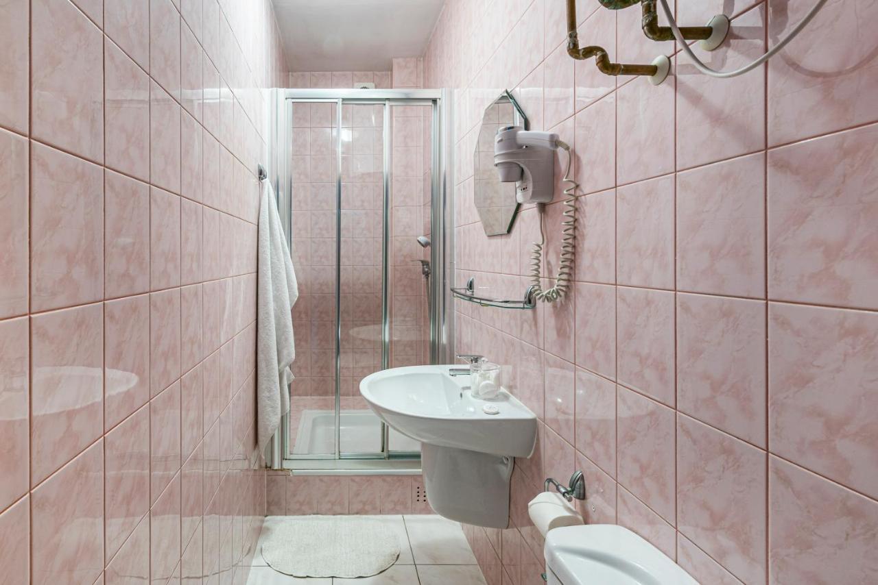 Albatros Happy Bed & Breakfast