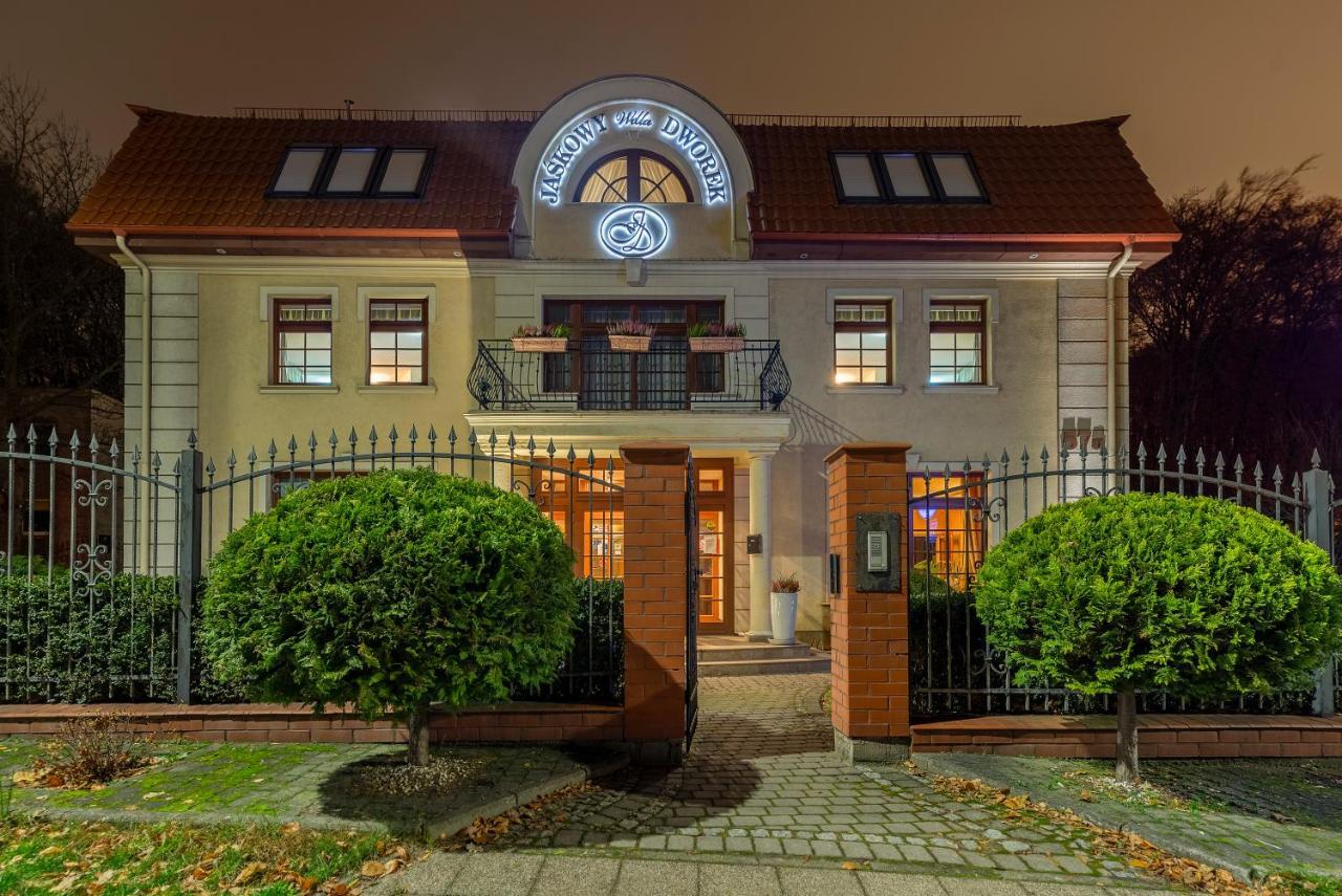 Jaskowy Dworek 3* Gdansk