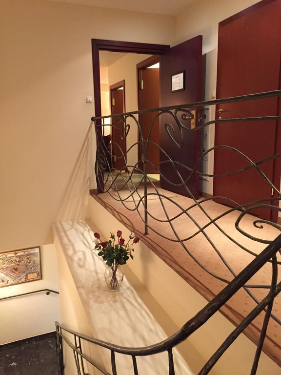 Bed & Breakfast Parnas Old Town