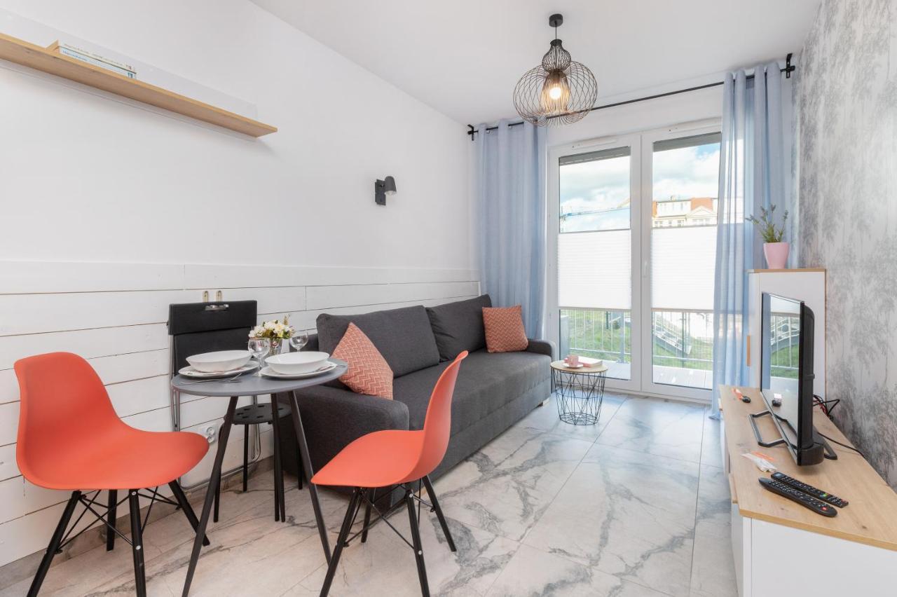 Stylish Rajska With Free Parking In Downtown By Renters Apartamento *