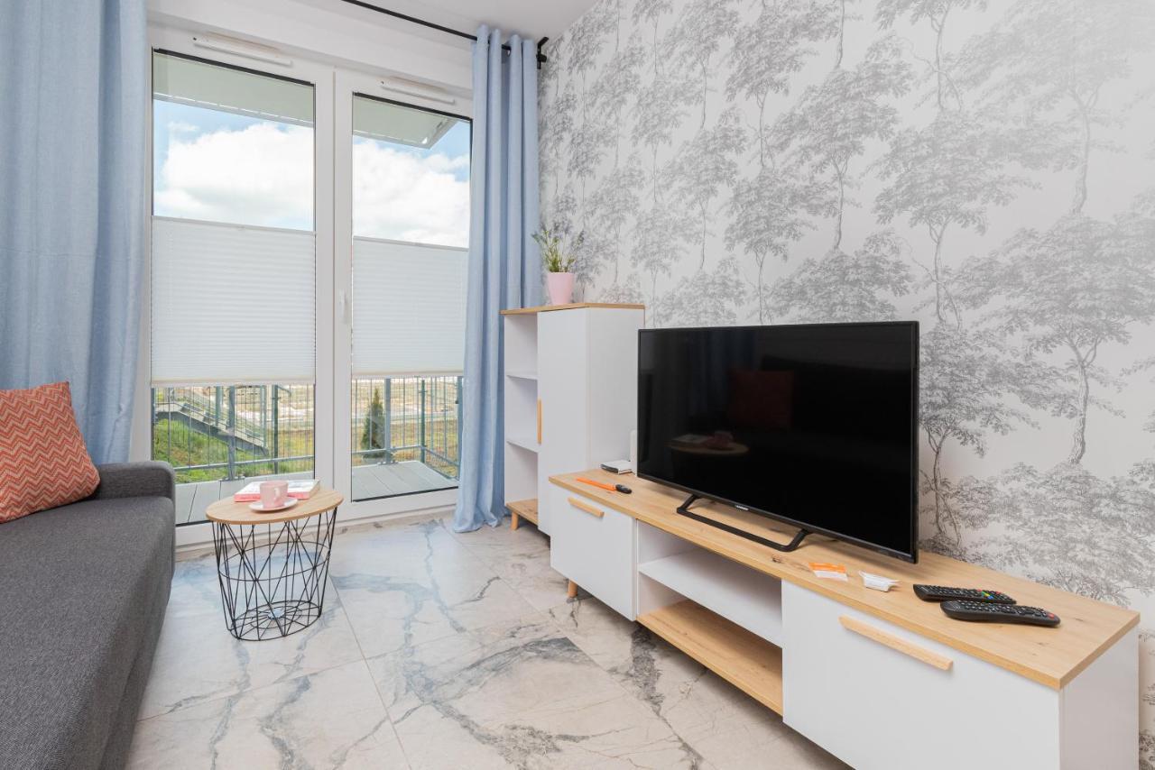 Stylish Rajska With Free Parking In Downtown By Renters Gdańsk