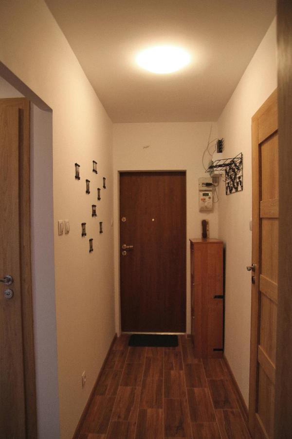 Mieszkanie Przy Arenie Apartment *