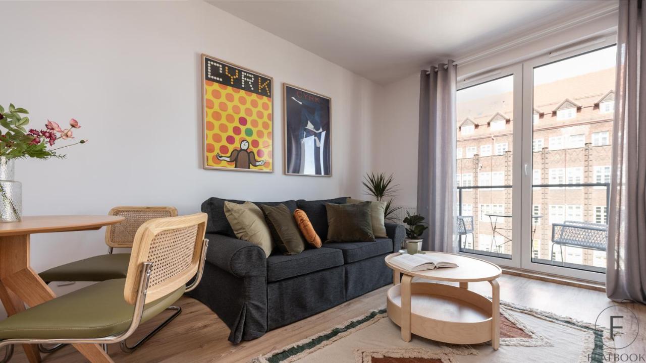 Apartment Flatbook - Center Aura 40 *