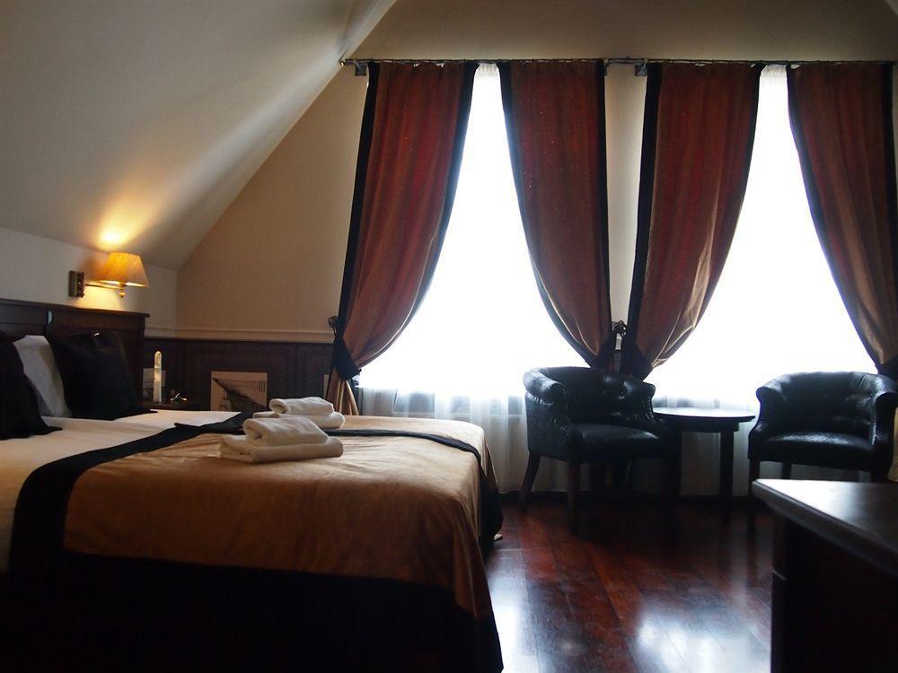 Aparthotel Holland House Old Town 4*