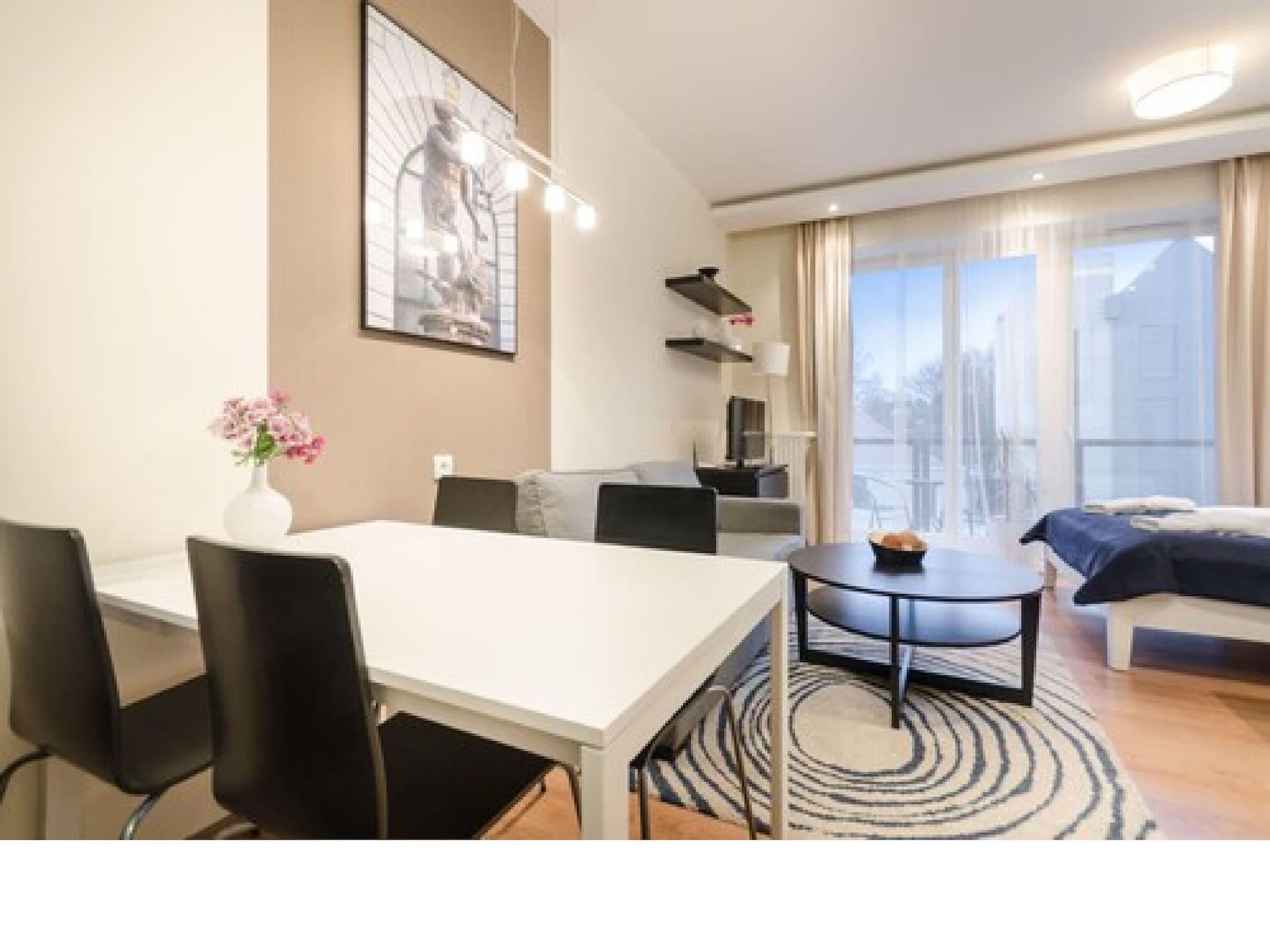 Dom & House - Old Town Tandeta Apartment