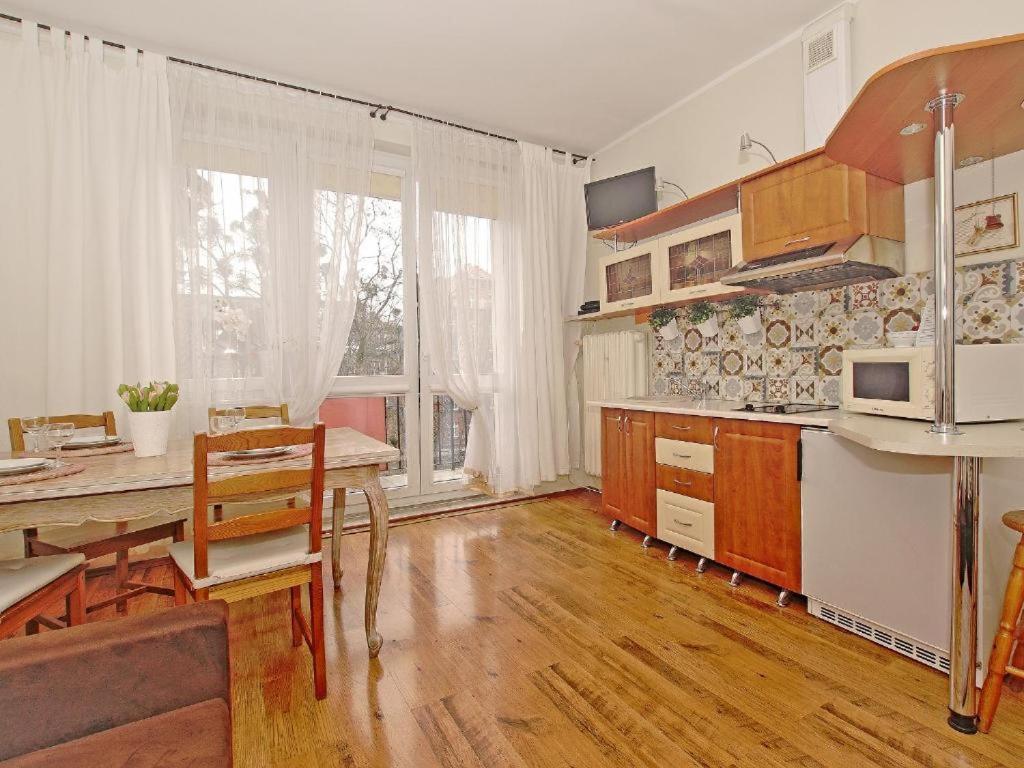 Leilighet Apartament Kameralny Ii Na Starowce