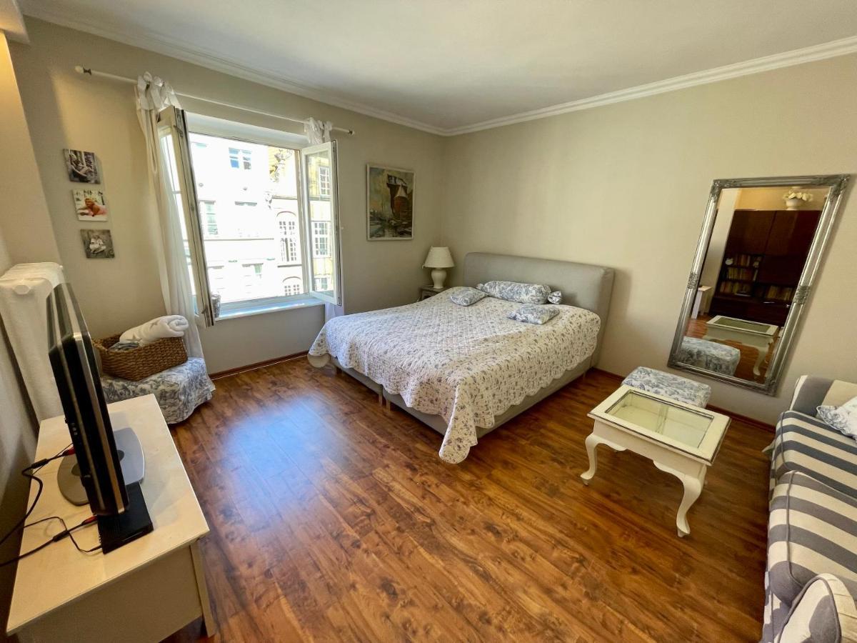 Apartment Dluga 11