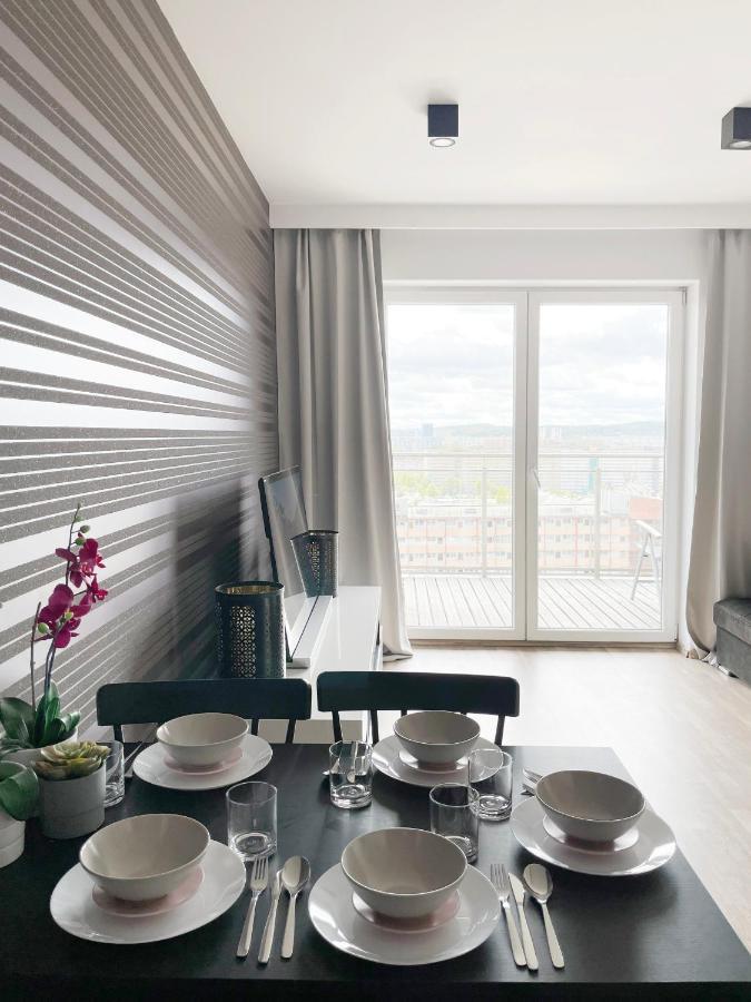 San 16th Floor Apartment