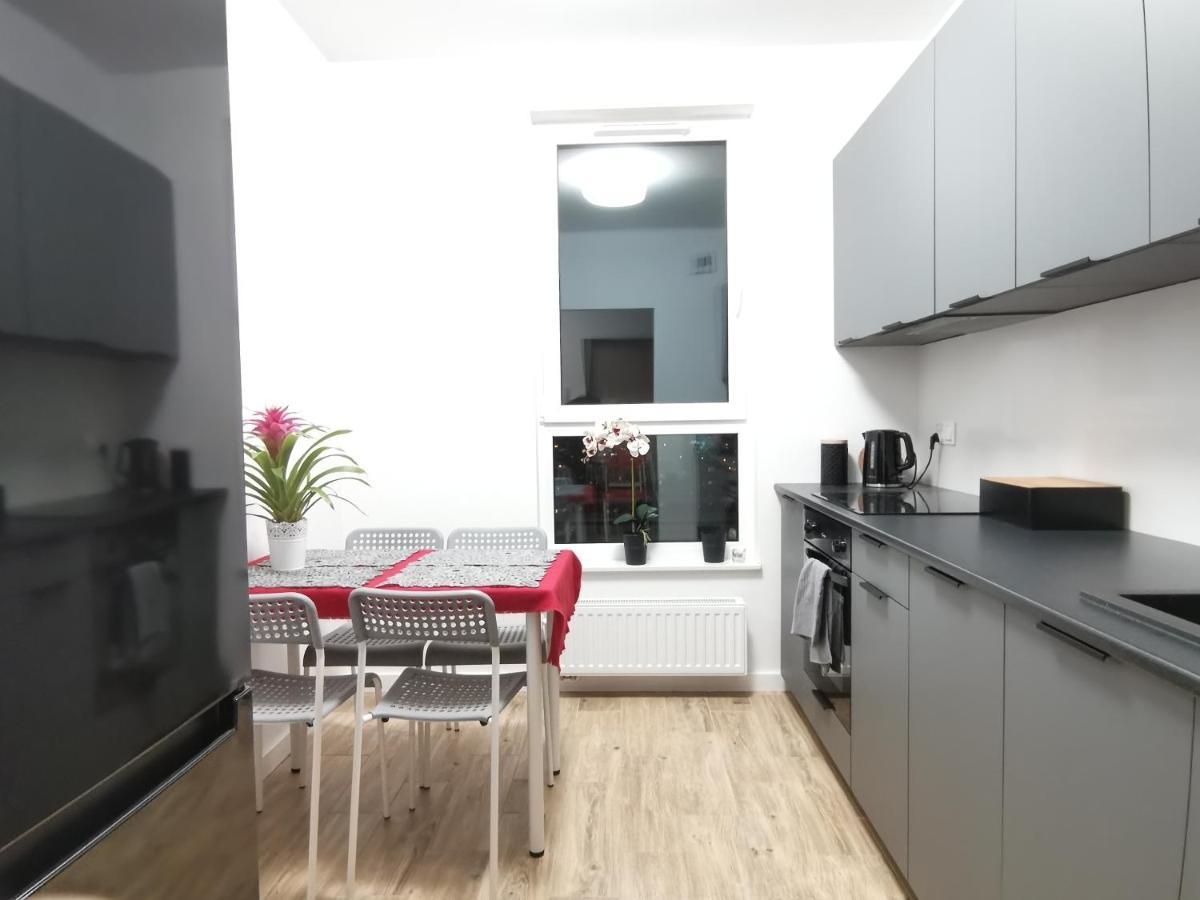 Mustsea Gdansk Apartments With Underground Parking Huoneisto