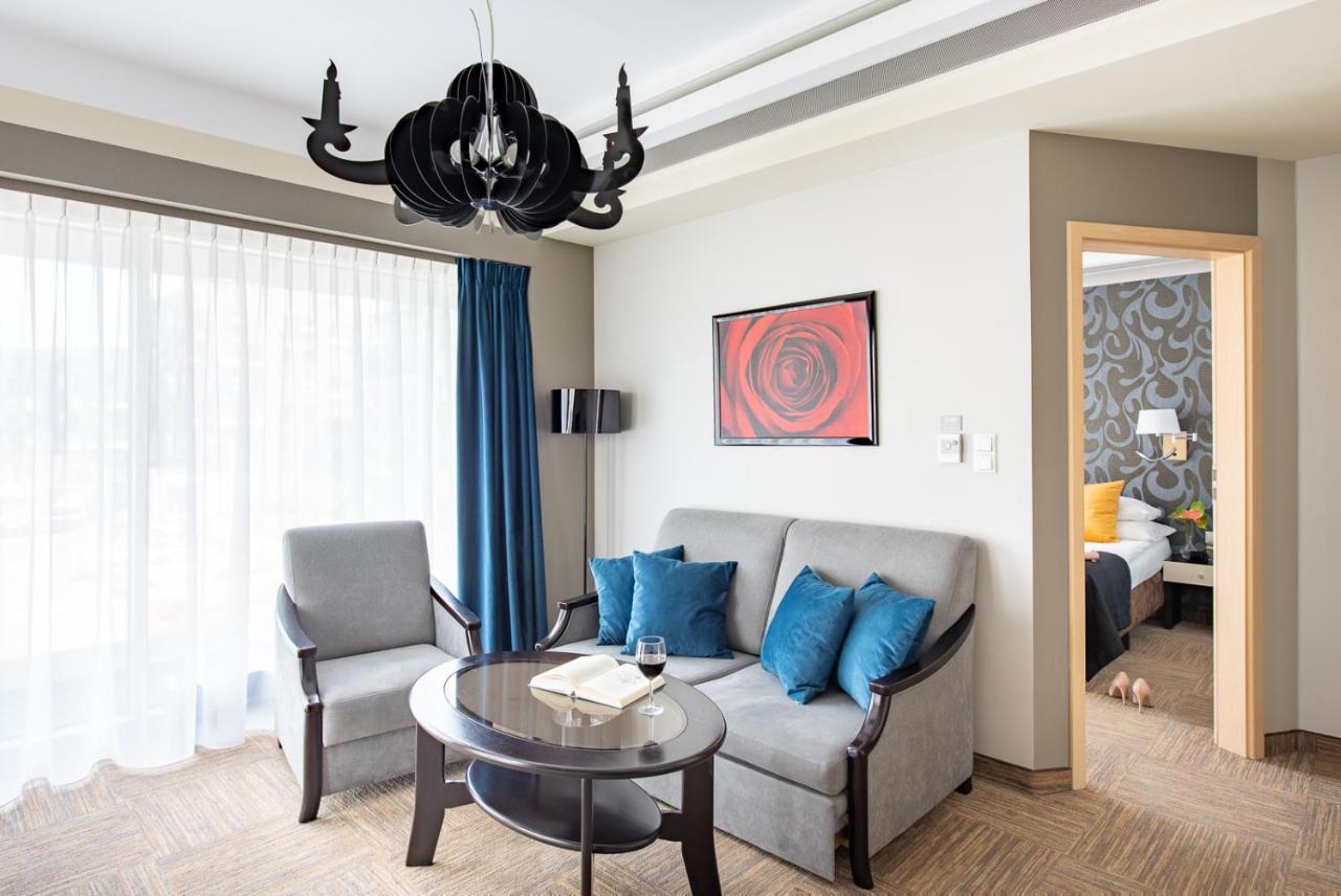 Hotel Arkon Park Gdansk- Destigo