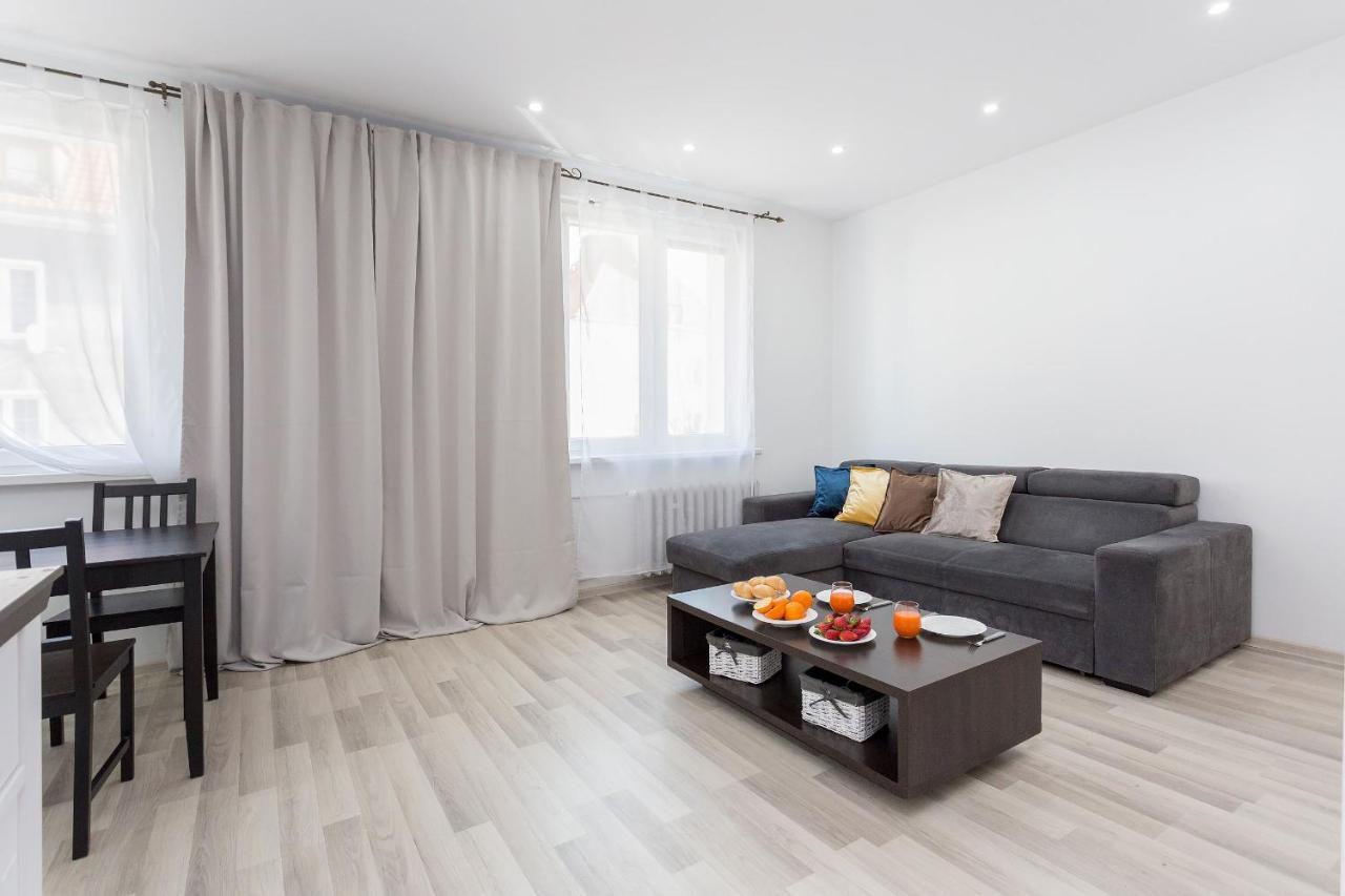 Ama Stare Apartment
