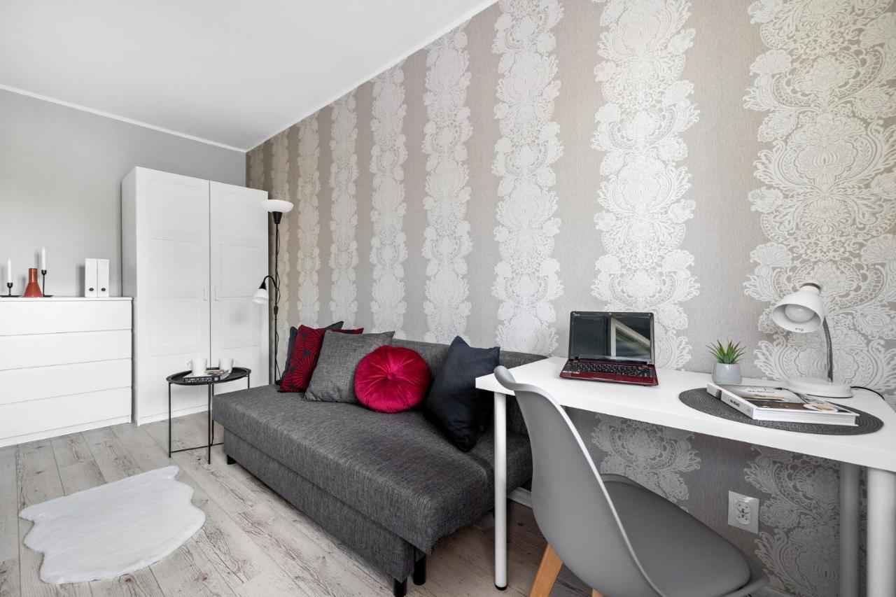 Pokoj W Stylowym Apartamencie Possession Pl Apartamento *
