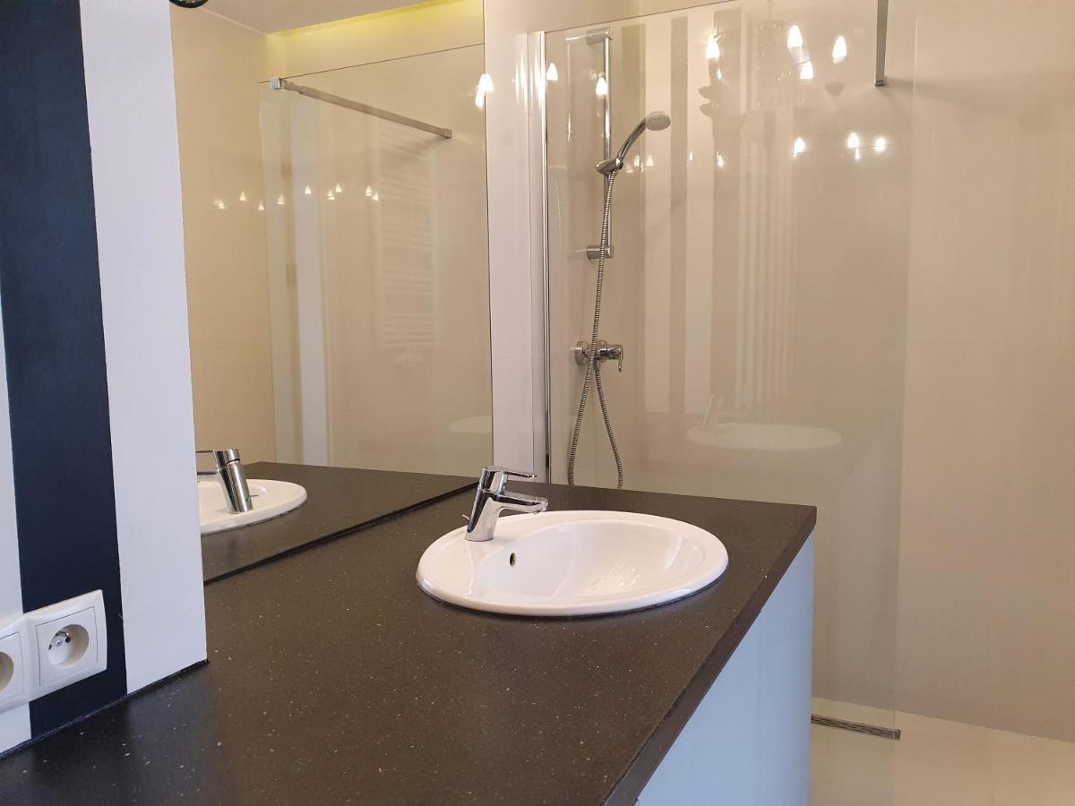 Apartament Aura V Apartment