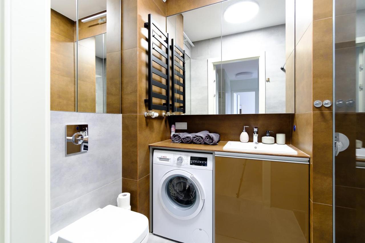 Hello Zajezdnia Wrzeszcz With Private Parking Apartment *