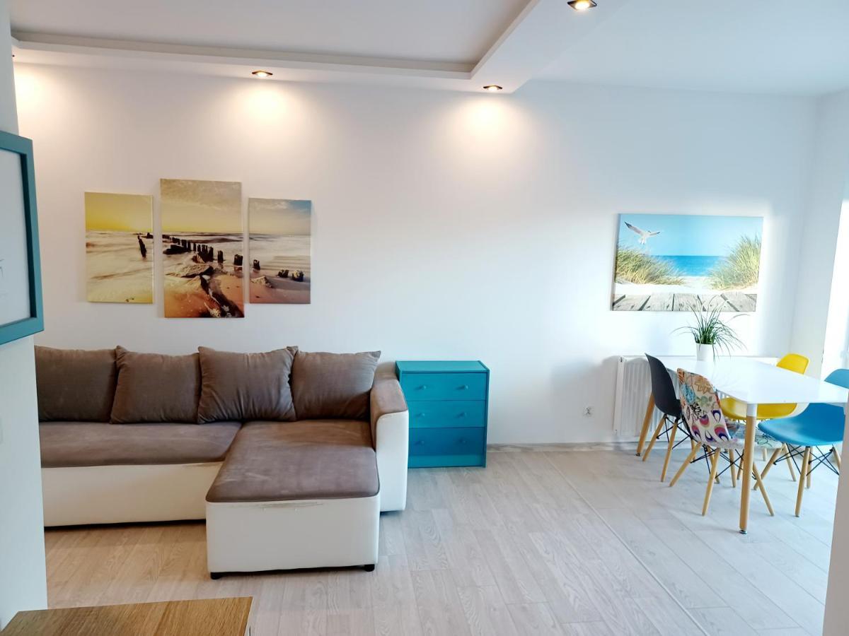 Apartment Sunny Sleeps 4 By The Beach With Garden Patio - Przymorze Gdansk