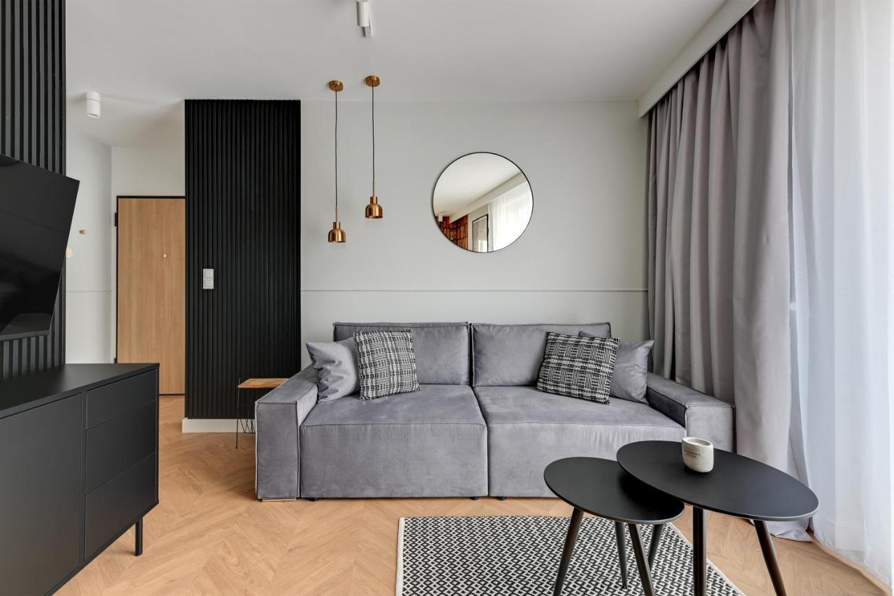 Aura 40 Center & Free Parking By Downtown Gdansk