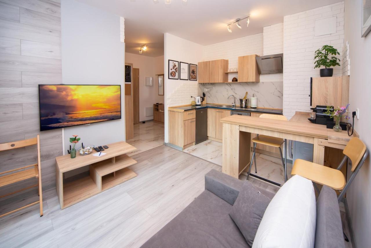 Apartamento Maya's Flats & 17 - Nadmotlawie