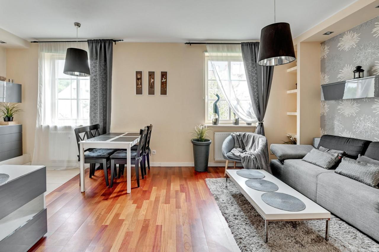 Apartament Pod Trzema Niebieskimi Kaczorami Apartment