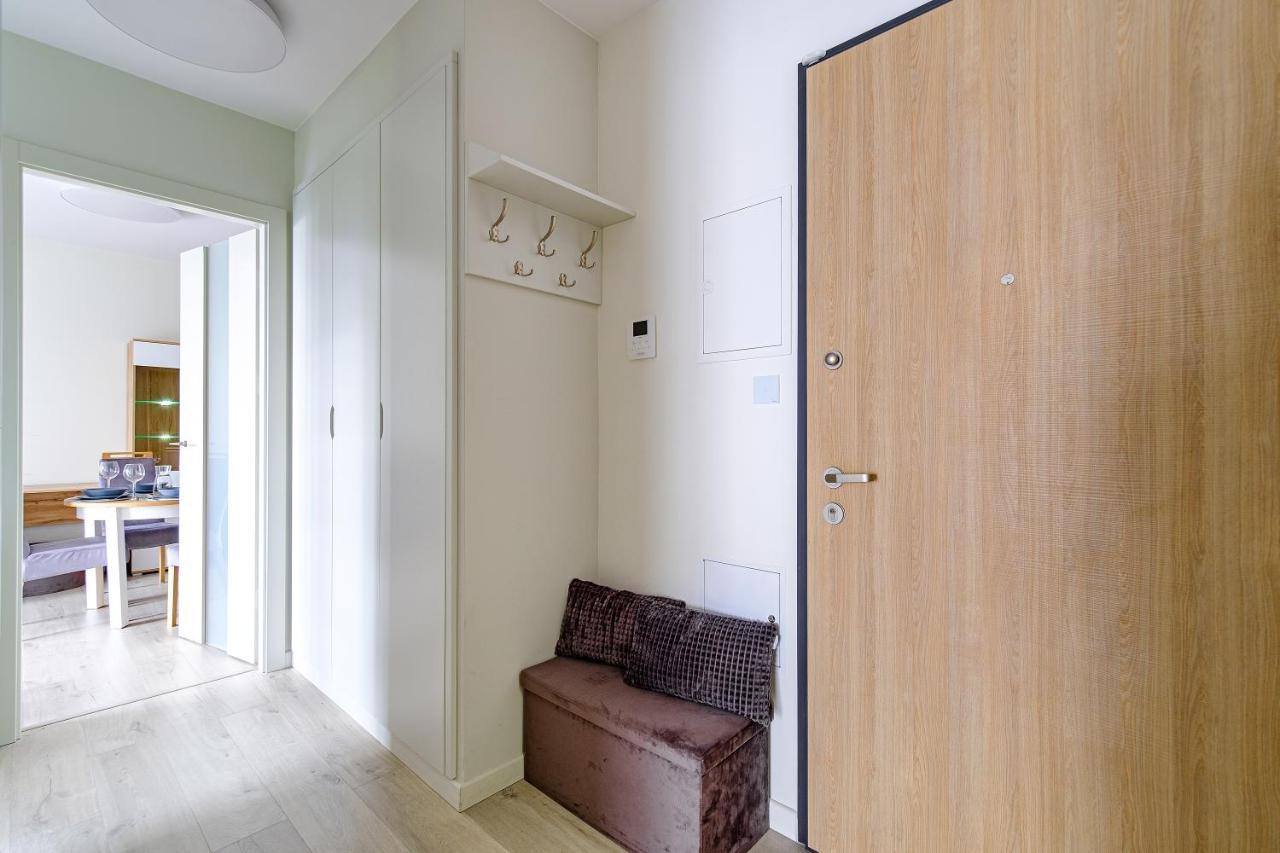Hello Zajezdnia Wrzeszcz With Private Parking Apartment Gdansk