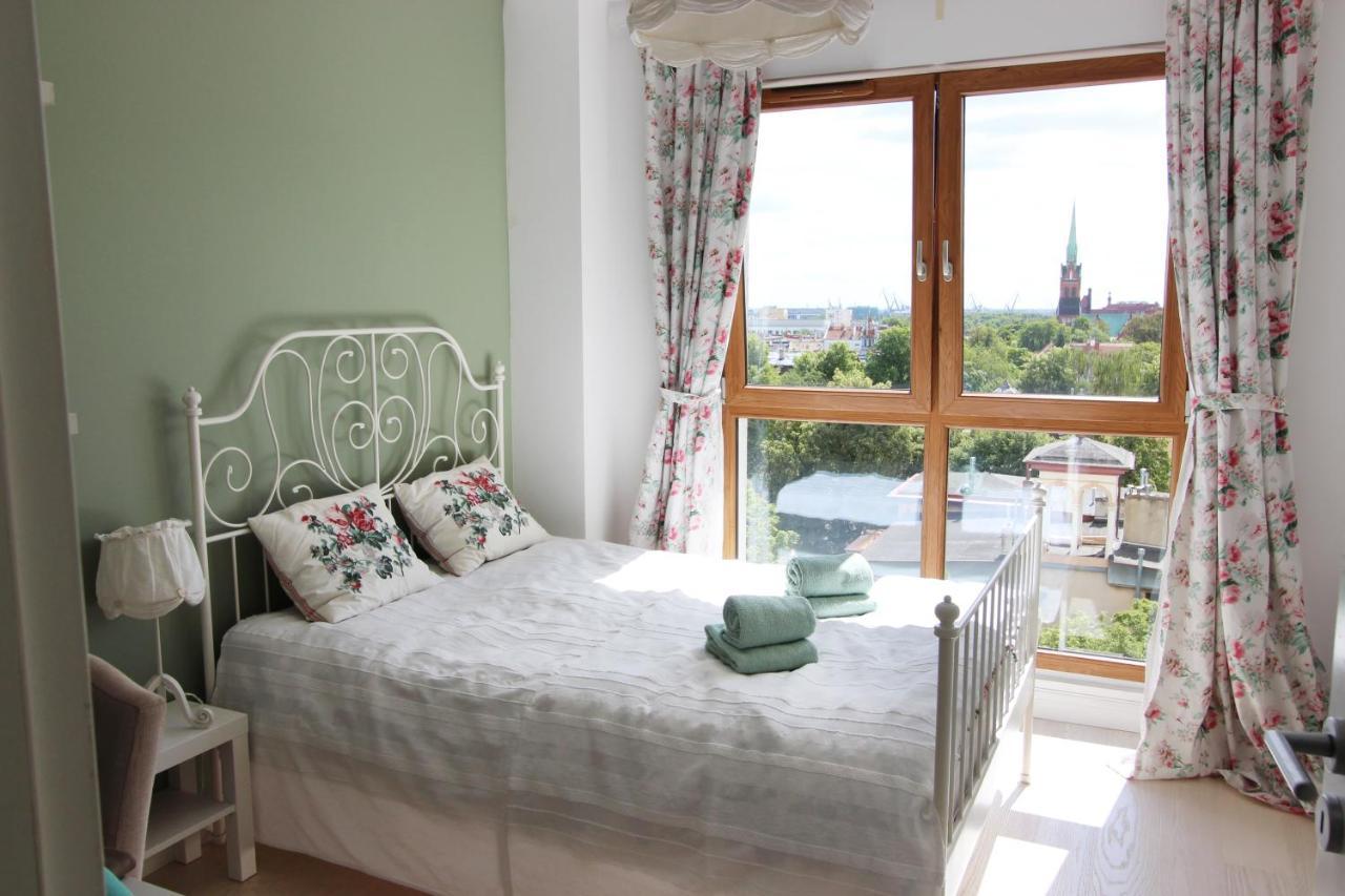 Seventh Heaven Apartment *
