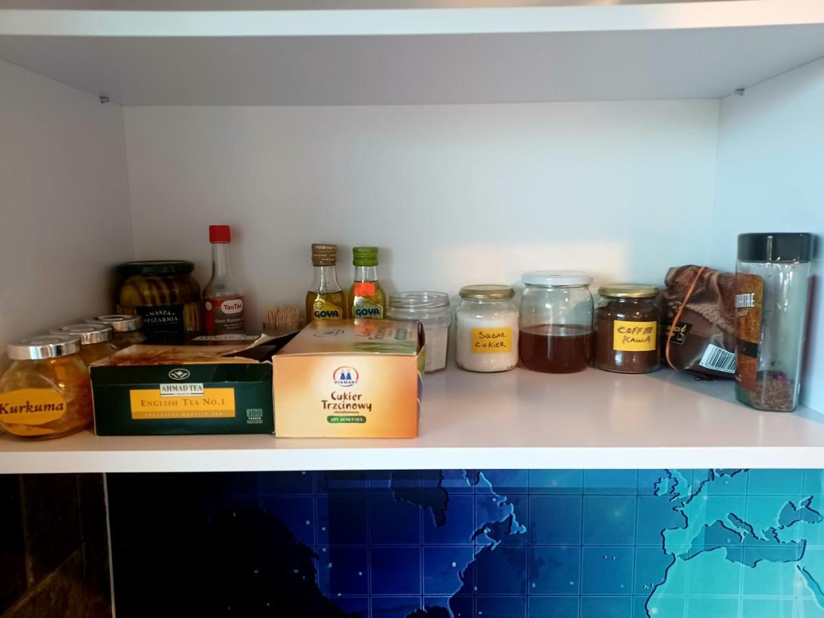 Sunny Sleeps 4 By The Beach With Garden Patio - Przymorze *
