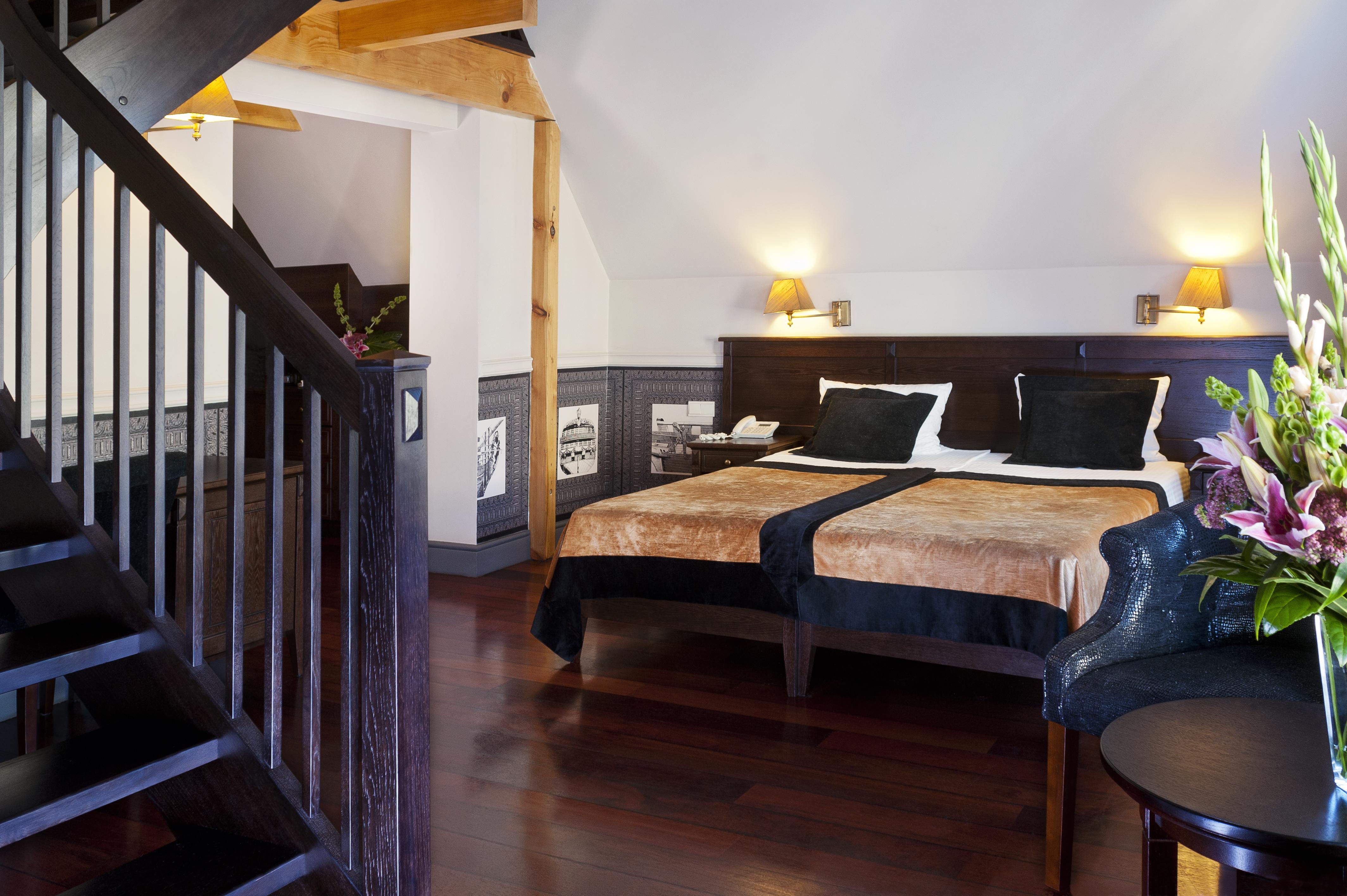 Holland House Old Town 4* Gdansk